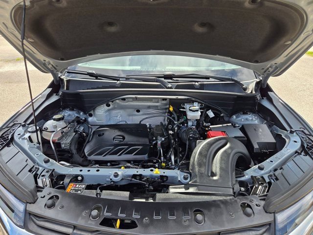 Used 2025 Chevrolet TrailBlazer LT AWD/4WD image 31