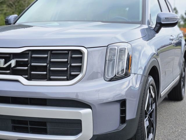 Used 2025 Kia Telluride S image 9