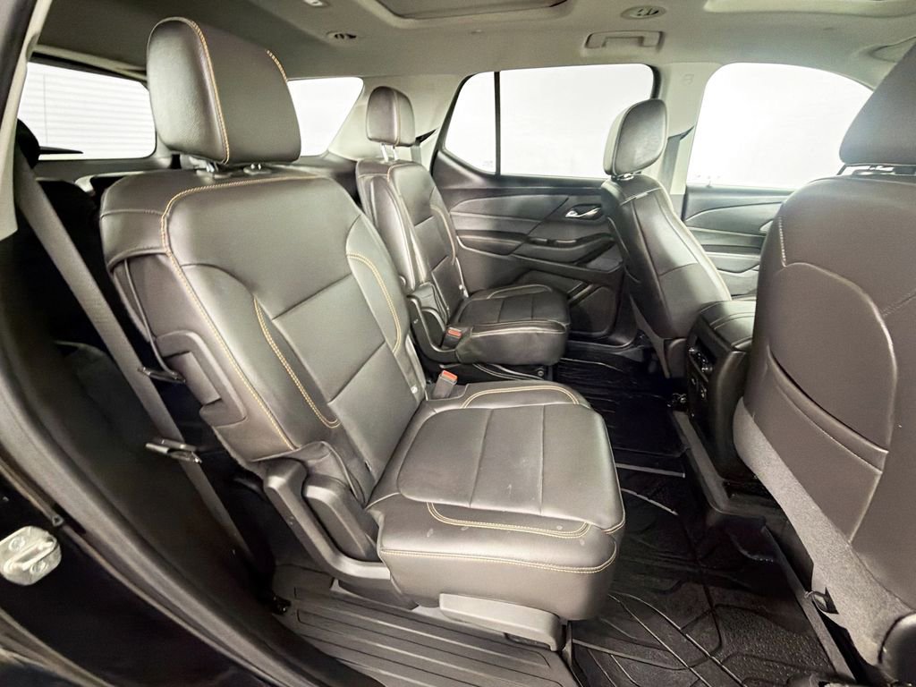 Used 2021 Chevrolet Traverse RS image 31