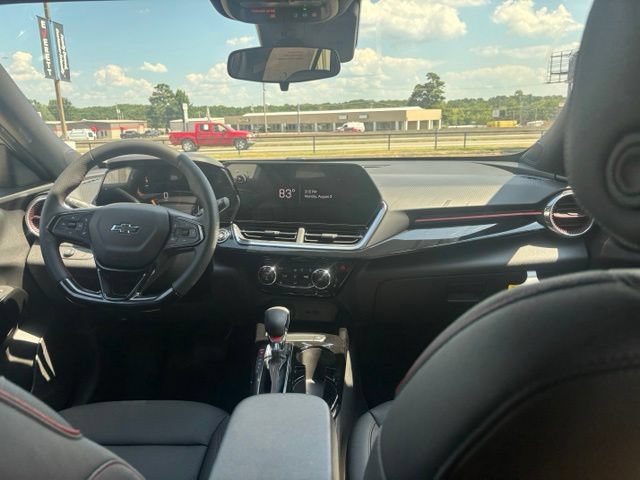 New 2026 Chevrolet Trax RS w/ Sunroof Package FWD image 13