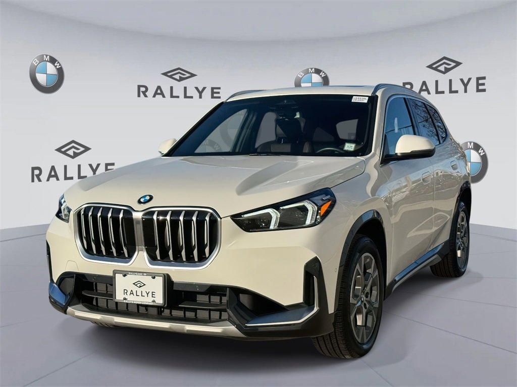 Certified 2025 BMW X1 xDrive28i w/ Convenience Package image 3