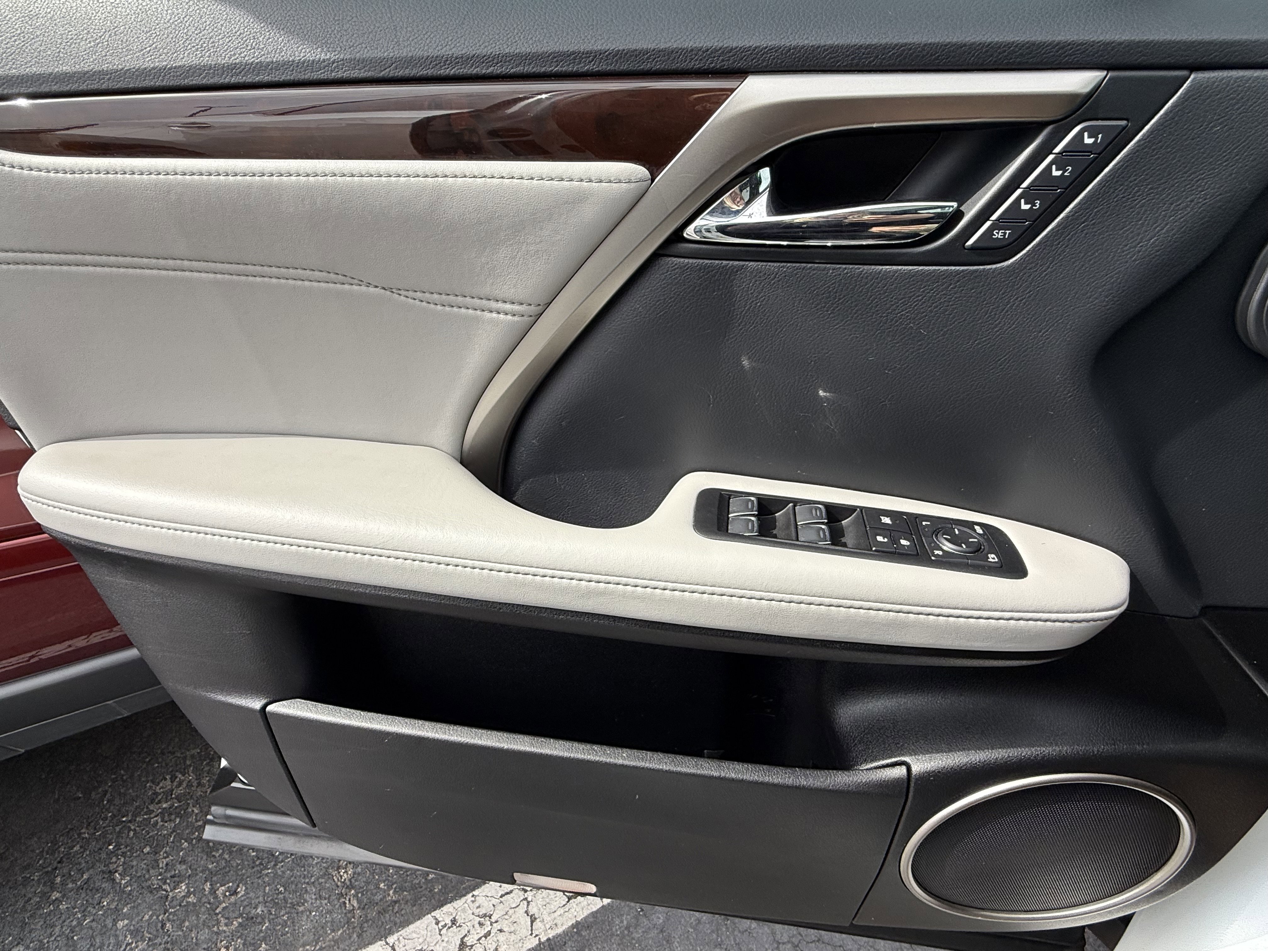 Used 2018 Lexus RX 350 AWD w/ Premium Package image 12