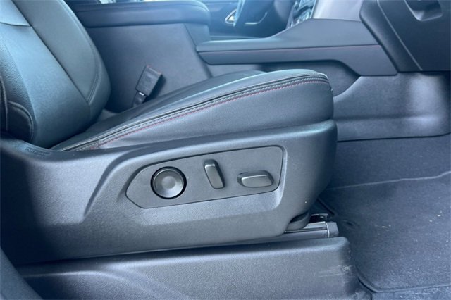 Used 2023 Chevrolet Tahoe RST w/ Luxury Package image 24