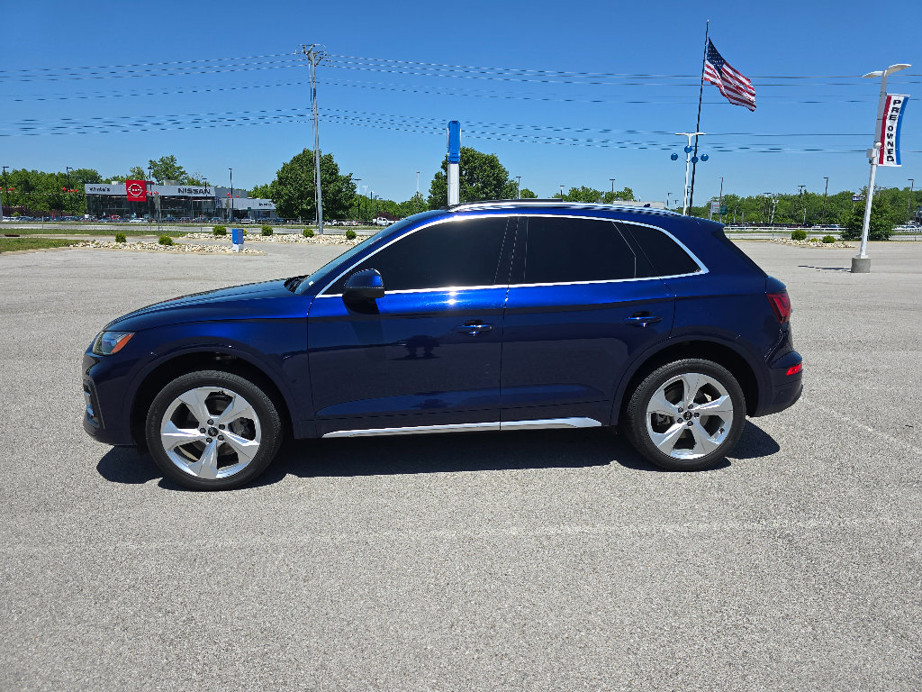 Used 2021 Audi Q5 2.0T Premium Plus w/ Premium Plus Package AWD/4WD image 7