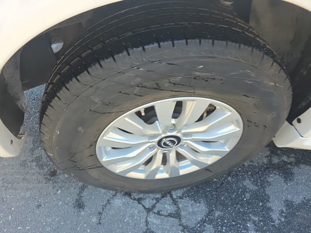 Used 2023 Nissan Armada SV image 16