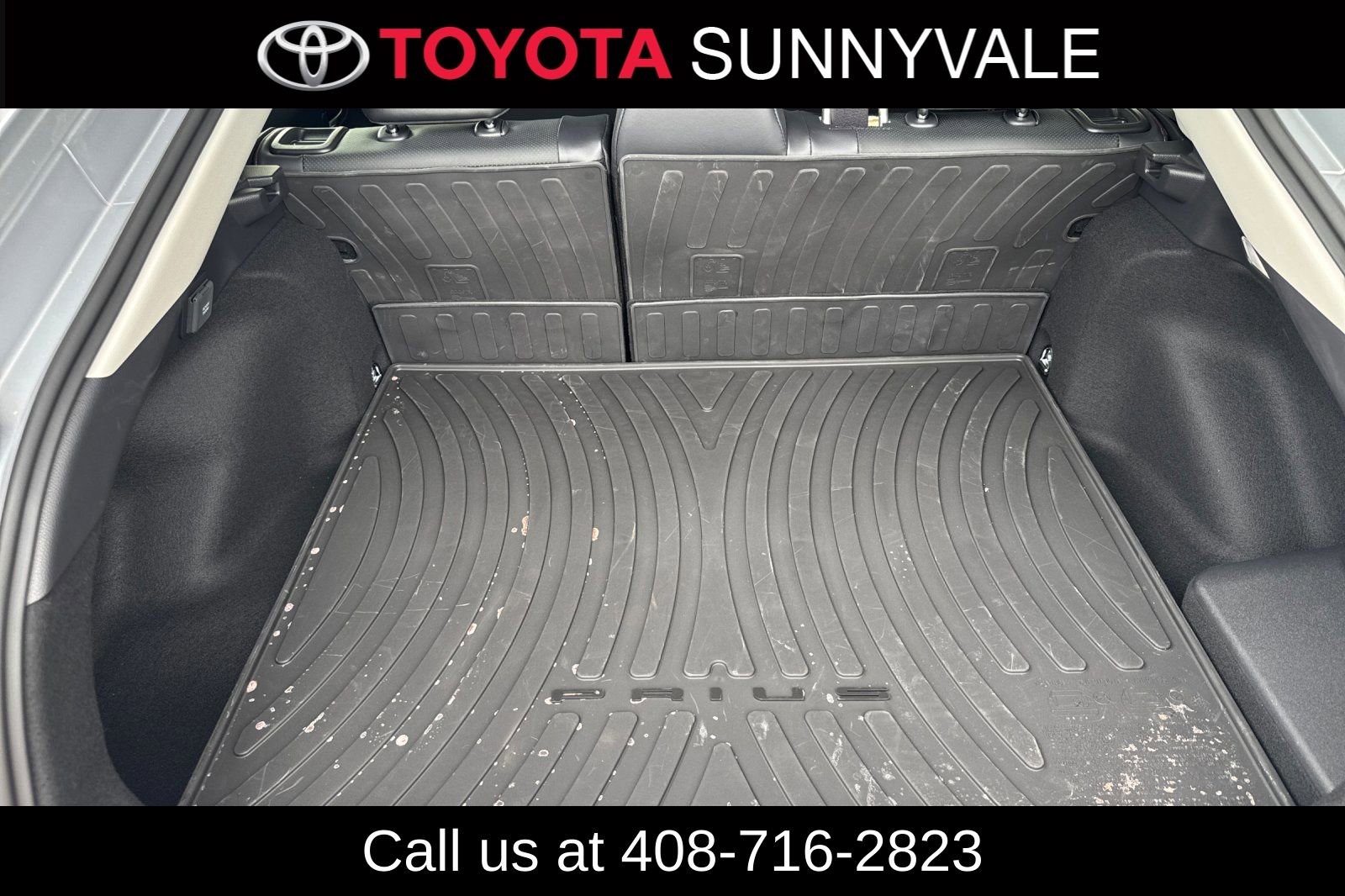 Used 2025 Toyota Prius Plug-In Hybrid image 19