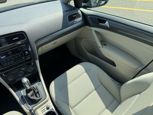 Used 2019 Volkswagen Golf S FWD image 15