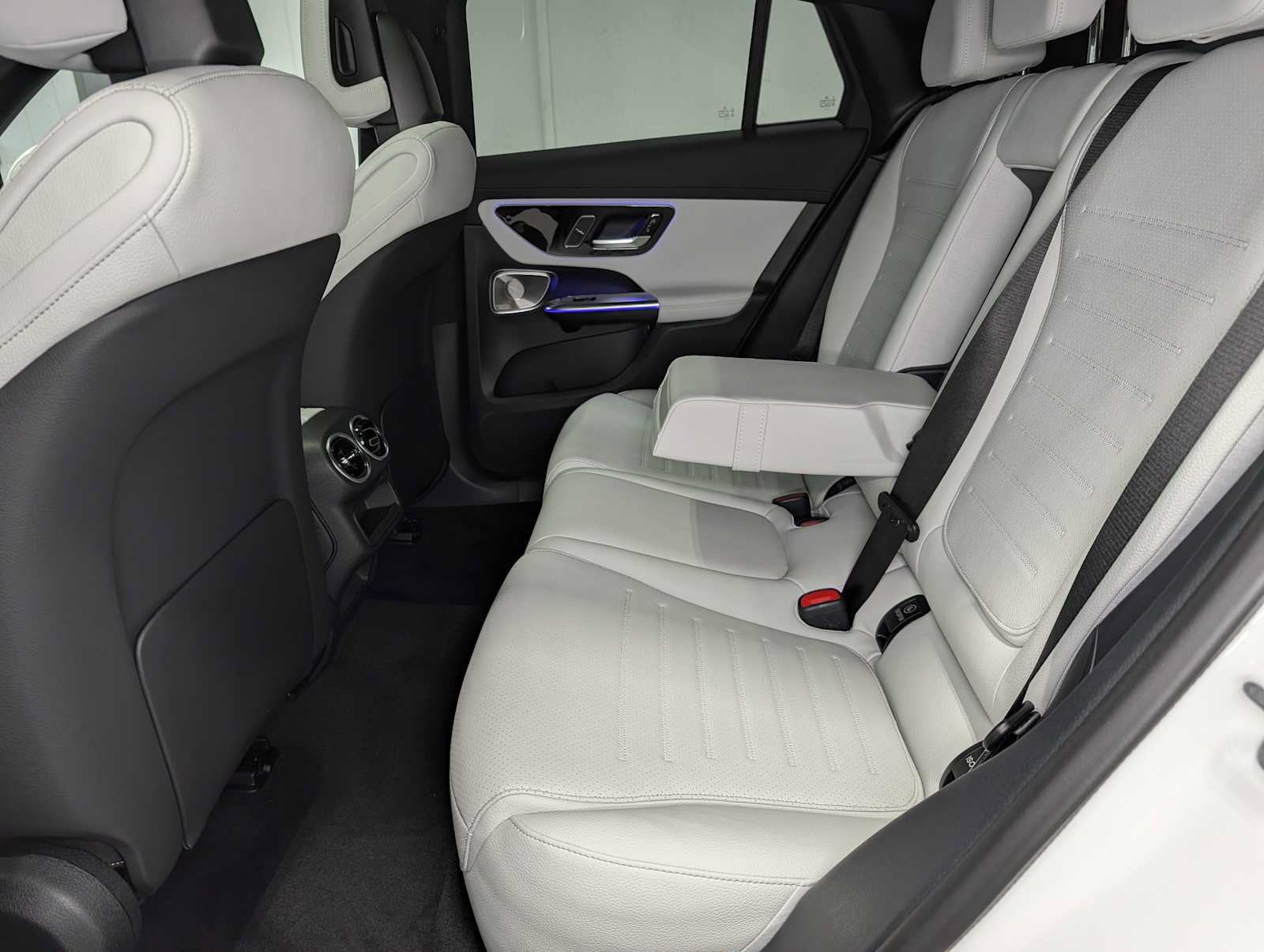 New 2026 Mercedes-Benz GLC 300 4MATIC image 19