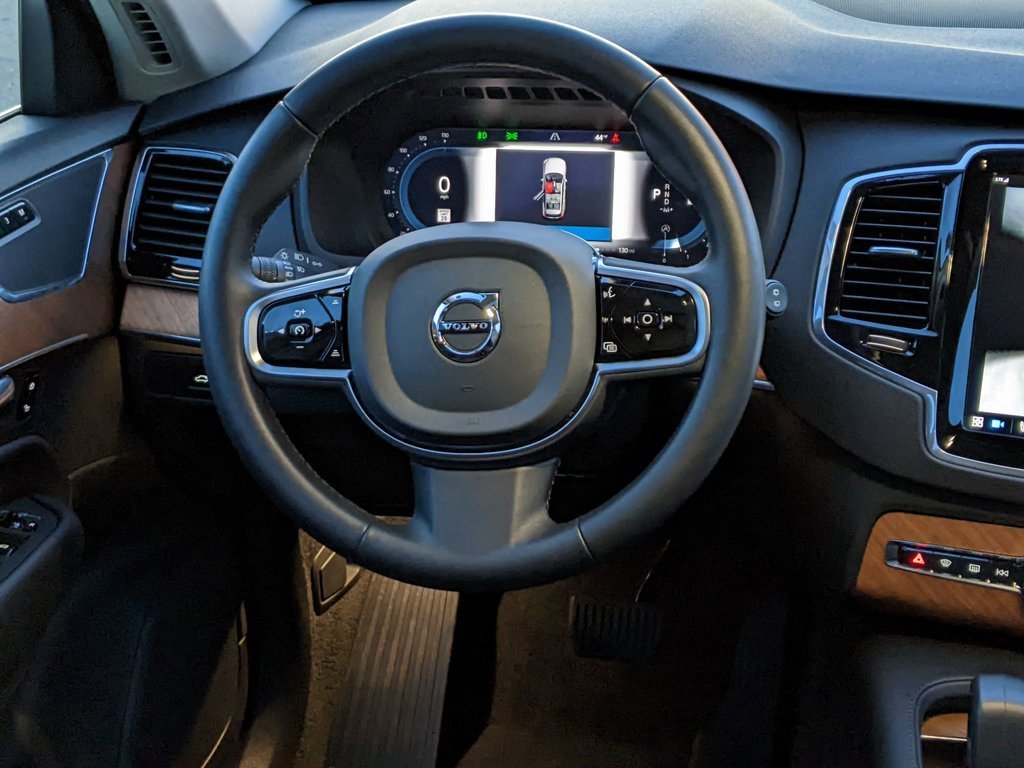 Certified 2025 Volvo XC90 B5 Plus image 14