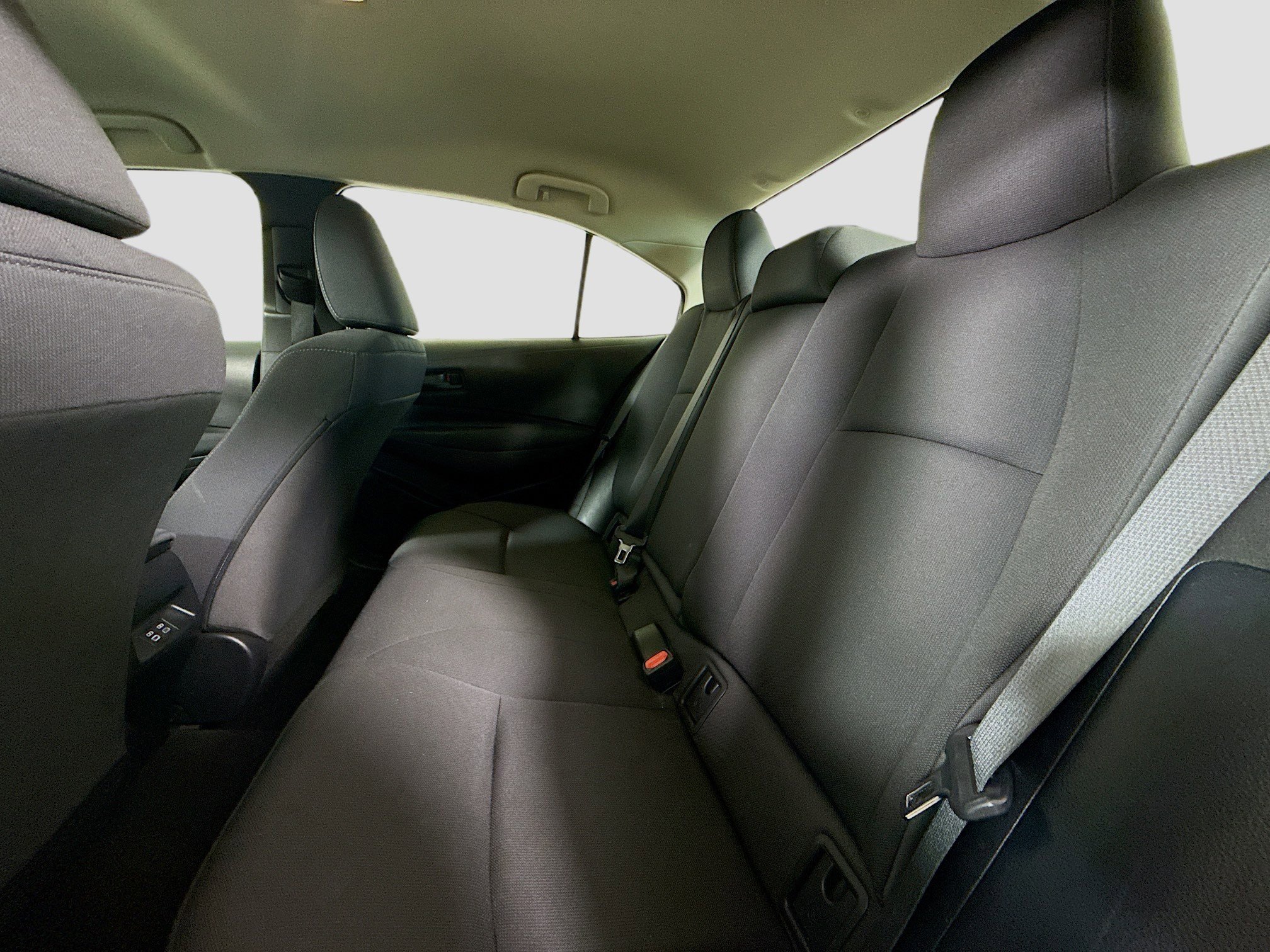 Used 2024 Toyota Corolla LE image 24