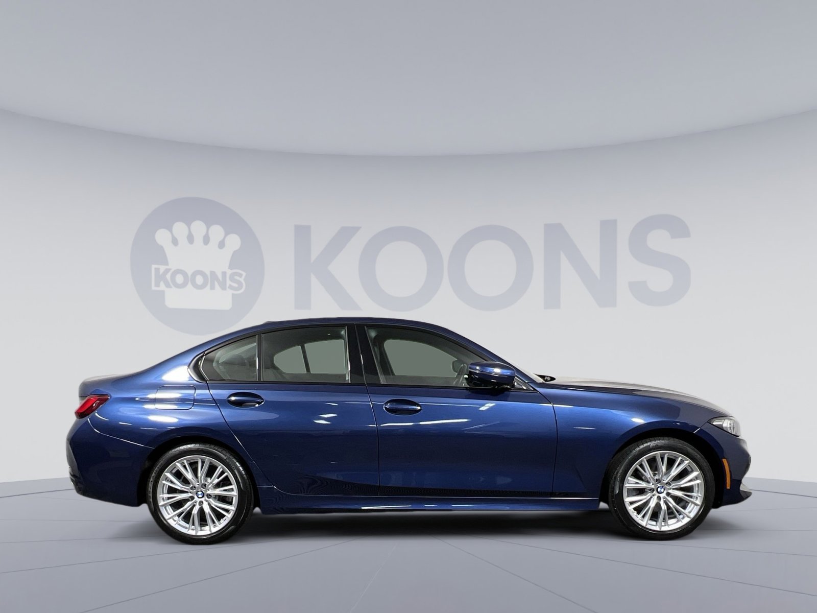 Used 2023 BMW 330i xDrive Sedan w/ Driving Assistance Package AWD/4WD image 12