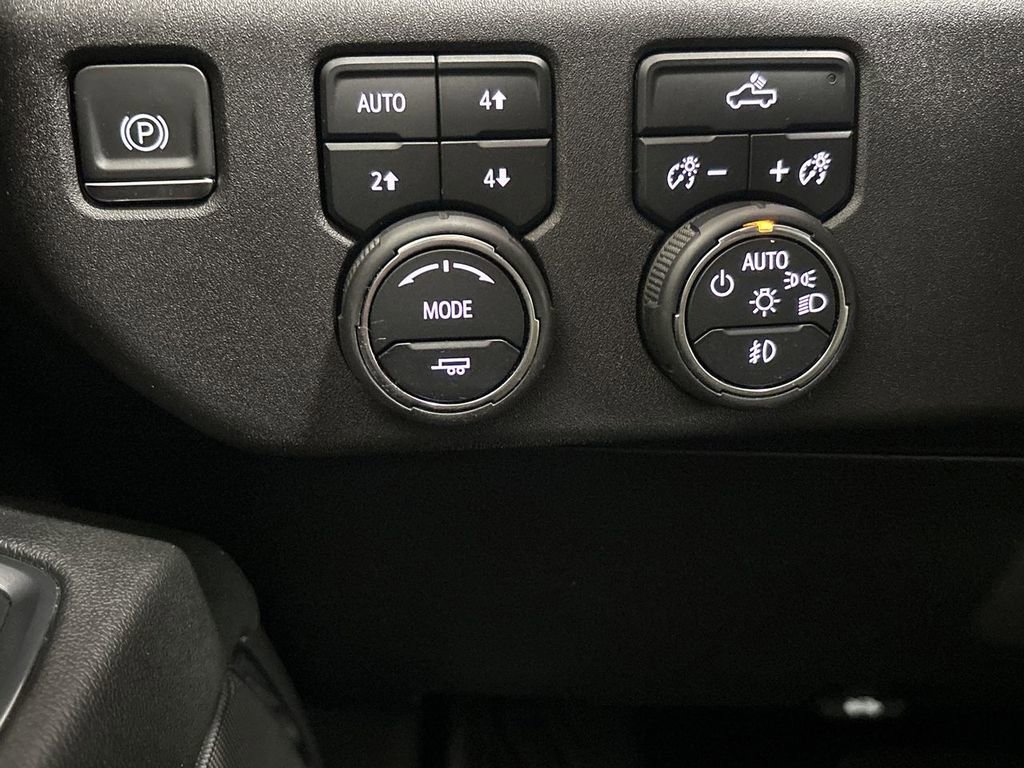 Used 2024 Chevrolet Silverado 1500 RST w/ Z71 Off-Road Package image 51