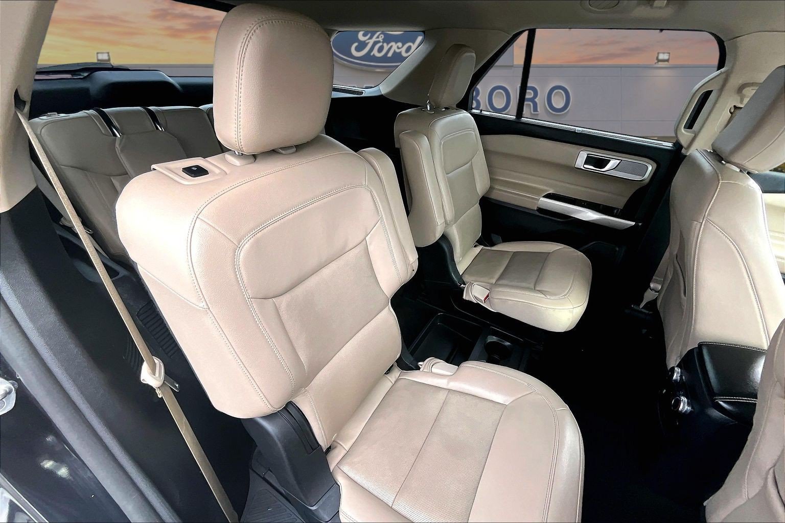 Used 2021 Ford Explorer Limited w/ Equipment Group 301A RWD image 24