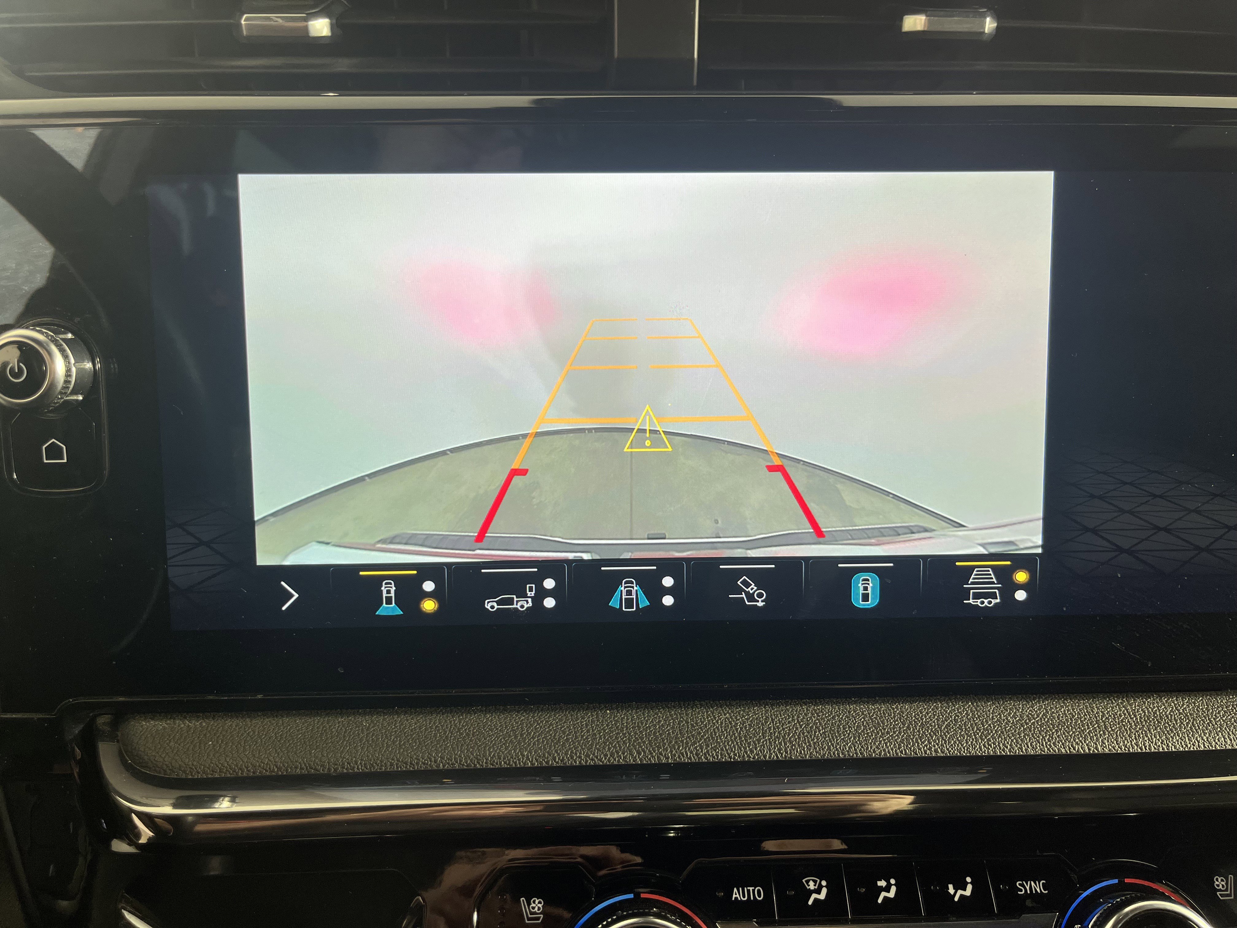 Used 2022 GMC Sierra 1500 AT4 w/ AT4 Premium Package image 28