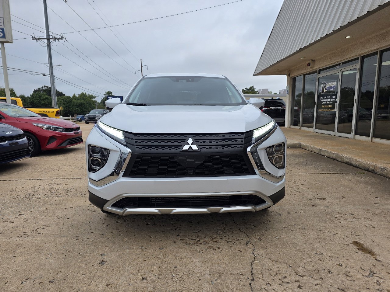 Used 2024 Mitsubishi Eclipse Cross SEL image 2