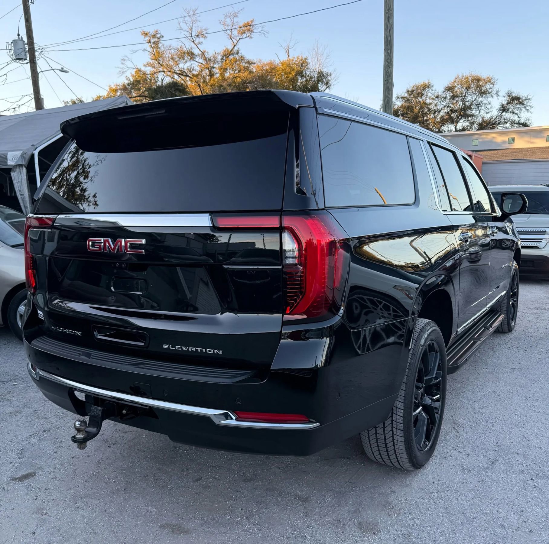 Used 2026 GMC Yukon XL Elevation w/ Elevation Premium Package AWD/4WD image 8