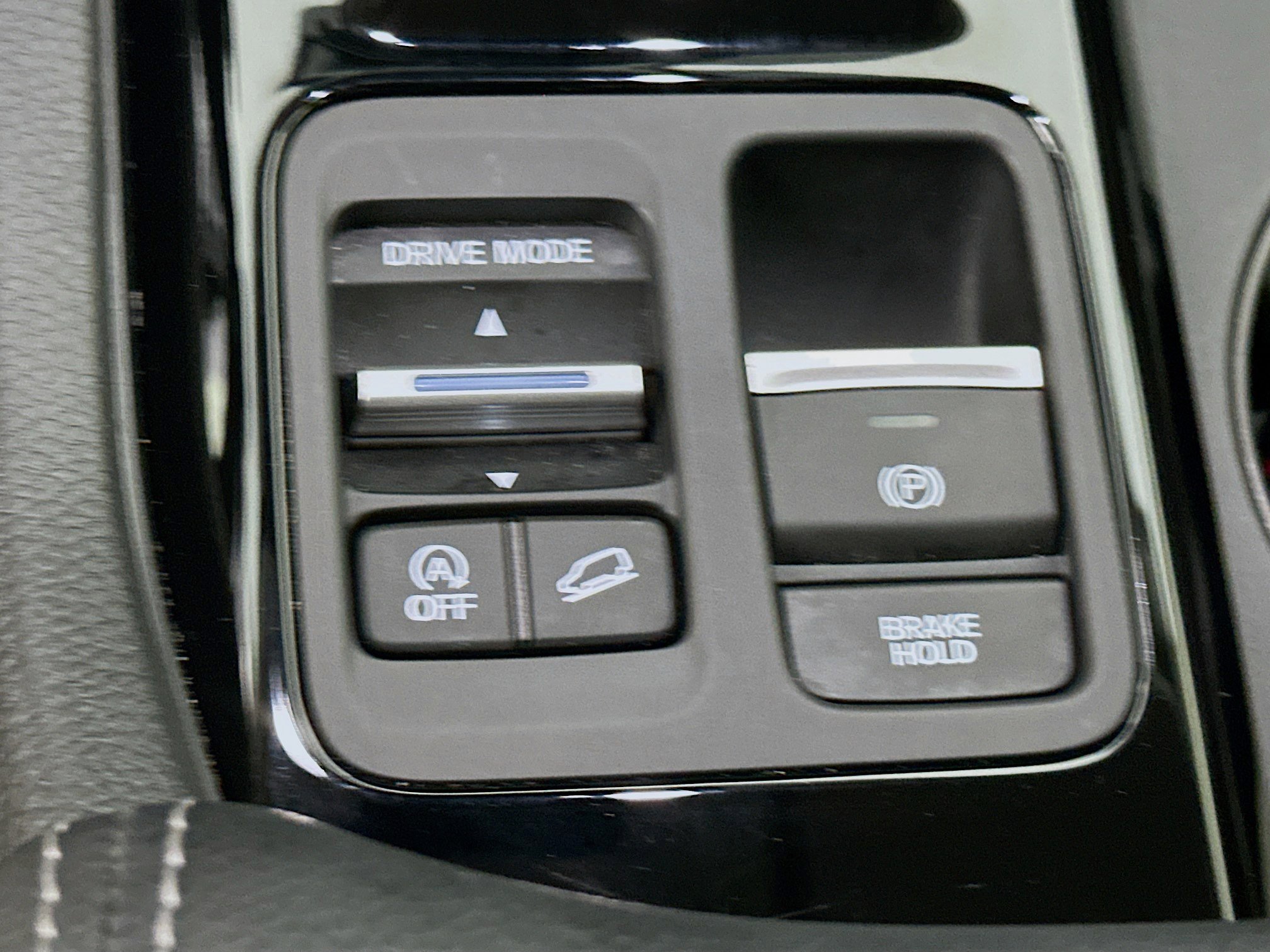 Used 2024 Honda Pilot EX-L image 25