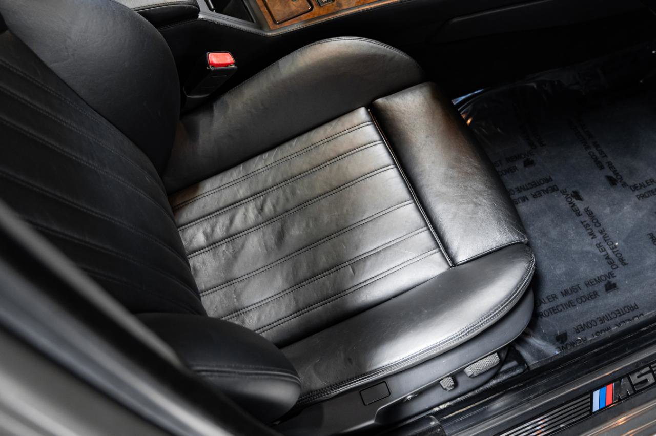 Used 2003 BMW M5 image 32