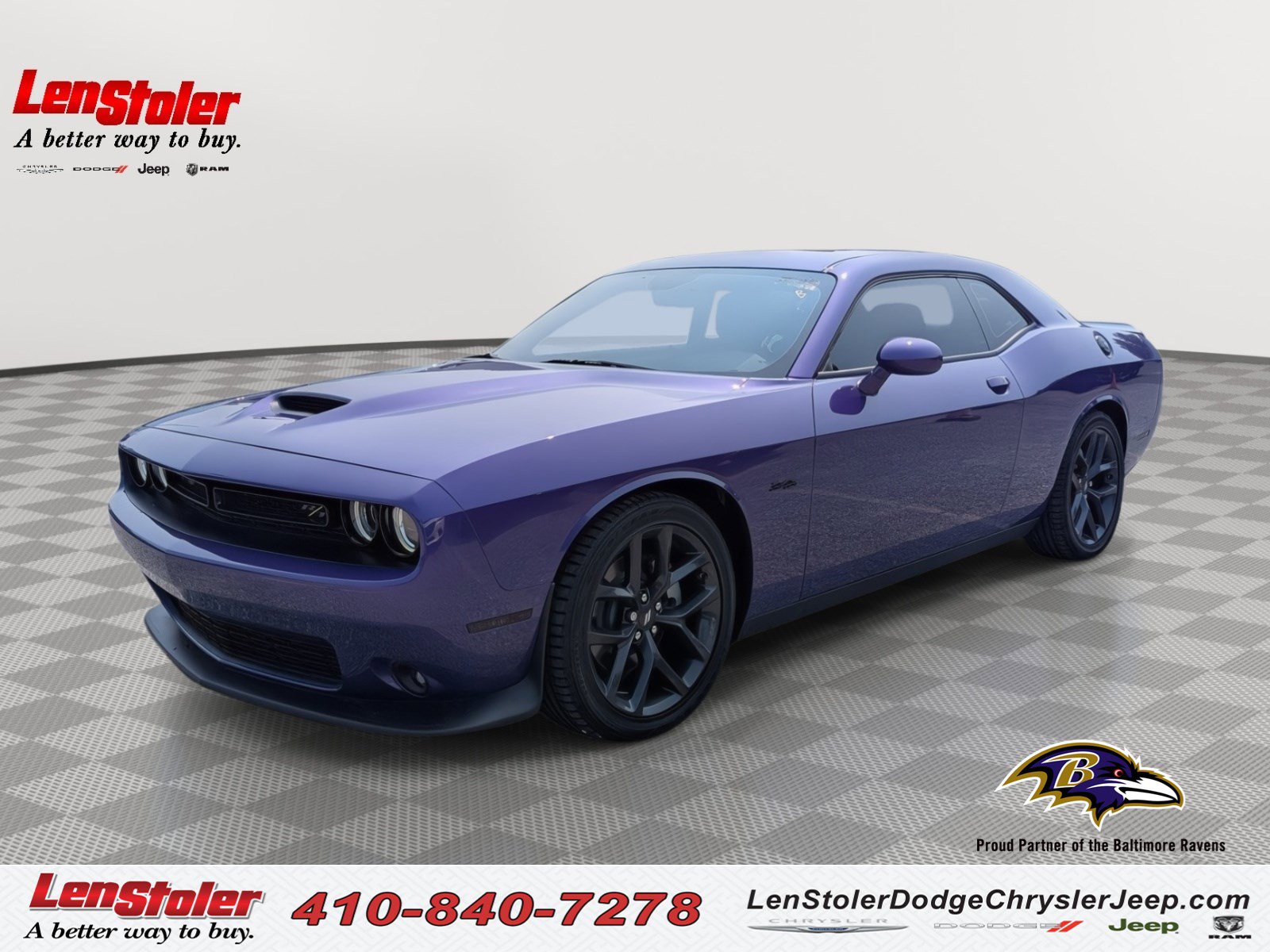 Used 2023 Dodge Challenger R/T w/ Plus Package image 1