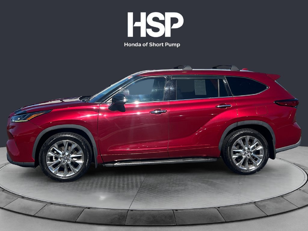 Used 2021 Toyota Highlander Limited AWD/4WD image 2