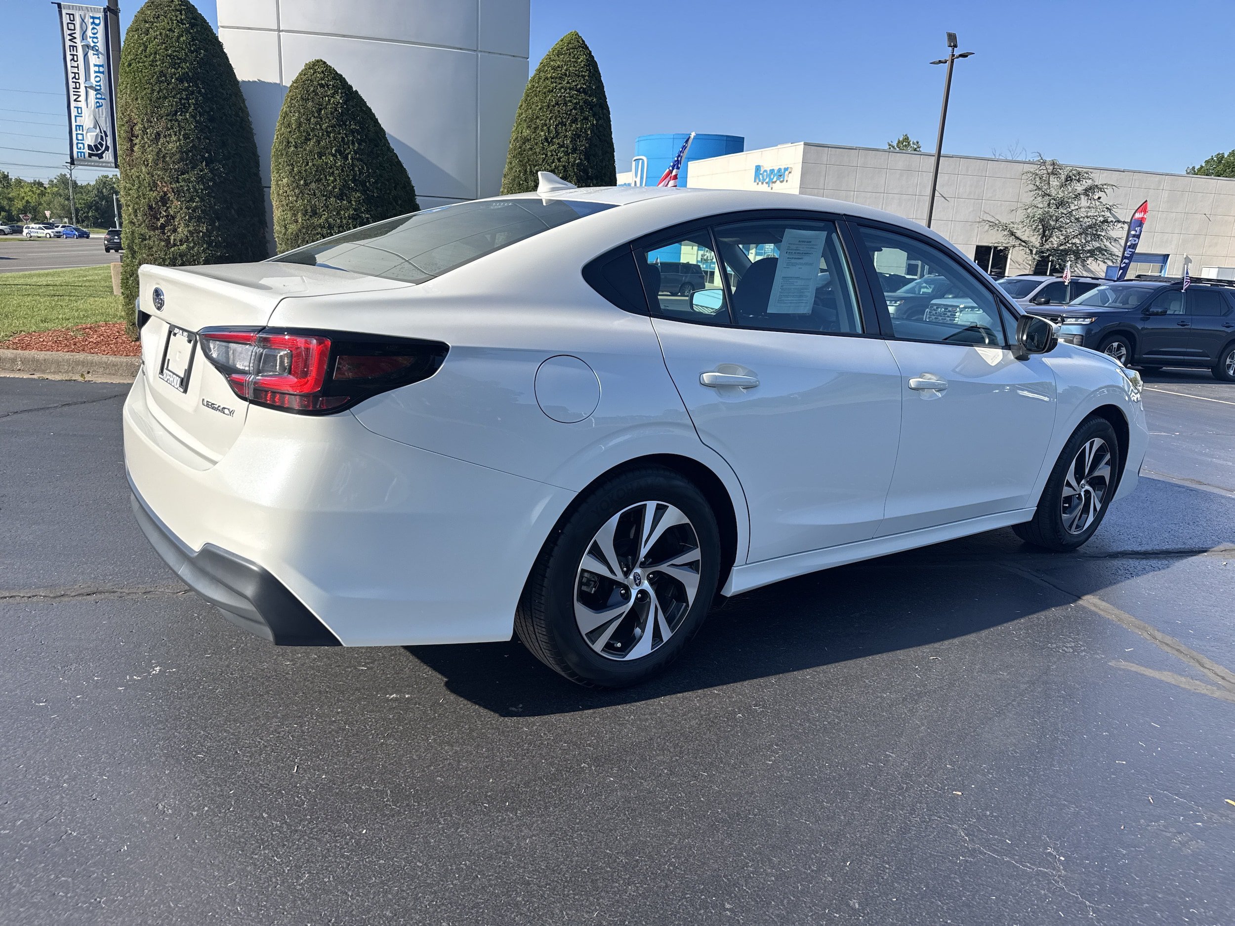Used 2023 Subaru Legacy Premium AWD/4WD image 4