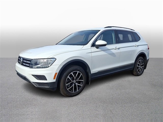 Used 2021 Volkswagen Tiguan SE image 1