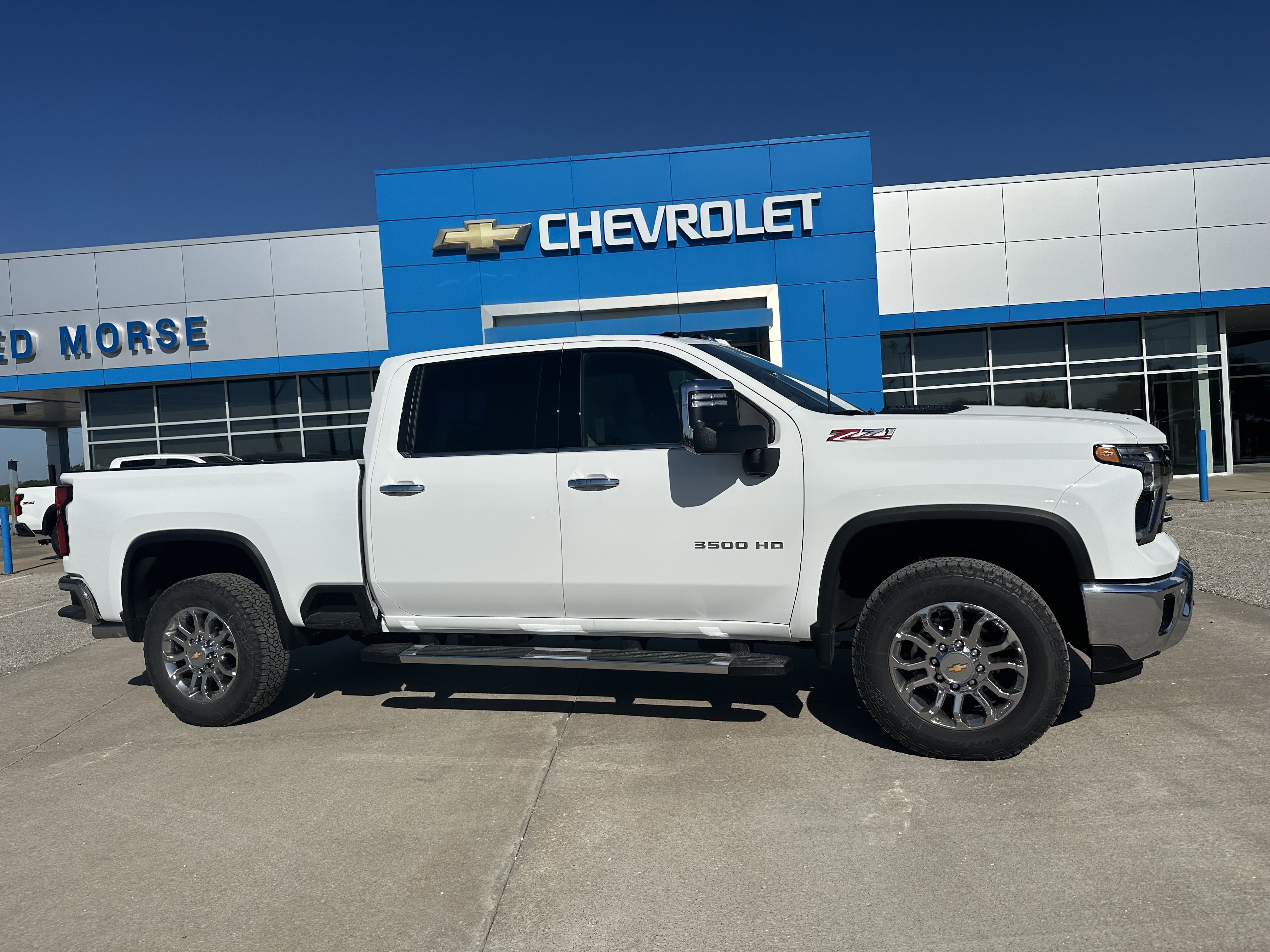New 2026 Chevrolet Silverado 3500 LTZ w/ LTZ Convenience Package AWD/4WD image 2