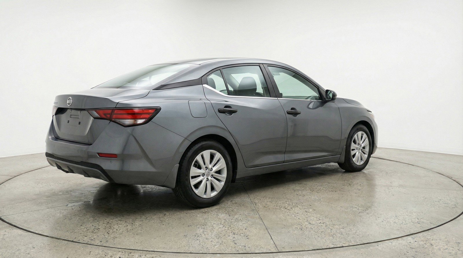 Used 2025 Nissan Sentra S image 9