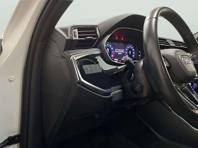 Used 2020 Audi Q3 2.0T Premium w/ Convenience Package image 19