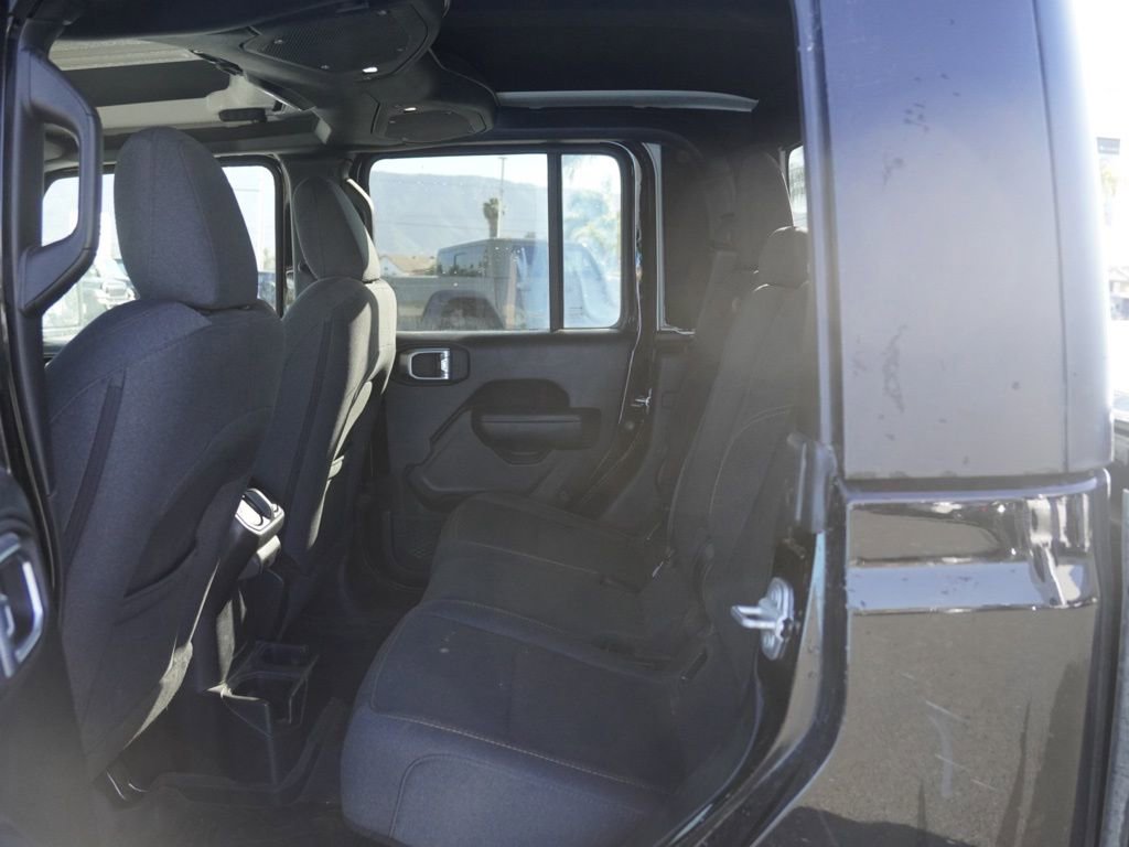 Used 2024 Jeep Gladiator Sport image 21