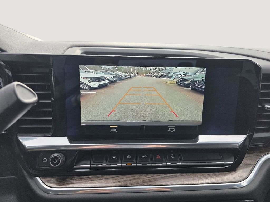 Used 2022 Chevrolet Silverado 1500 LT image 17