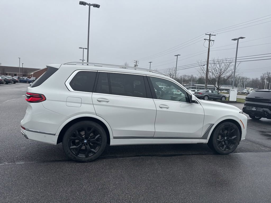 Used 2023 BMW X7 xDrive40i w/ Premium Package image 24