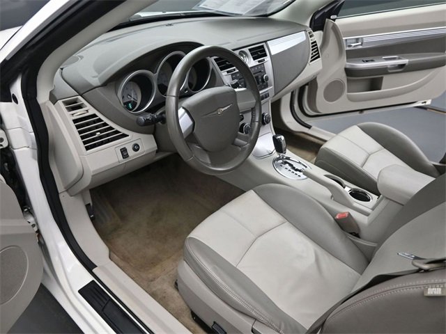 Used 2008 Chrysler Sebring Touring w/ Special Touring Group image 9