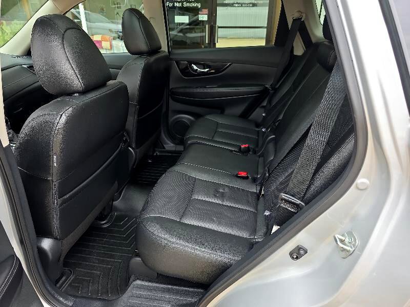 Used 2019 Nissan Rogue SL w/ Premium Package image 7