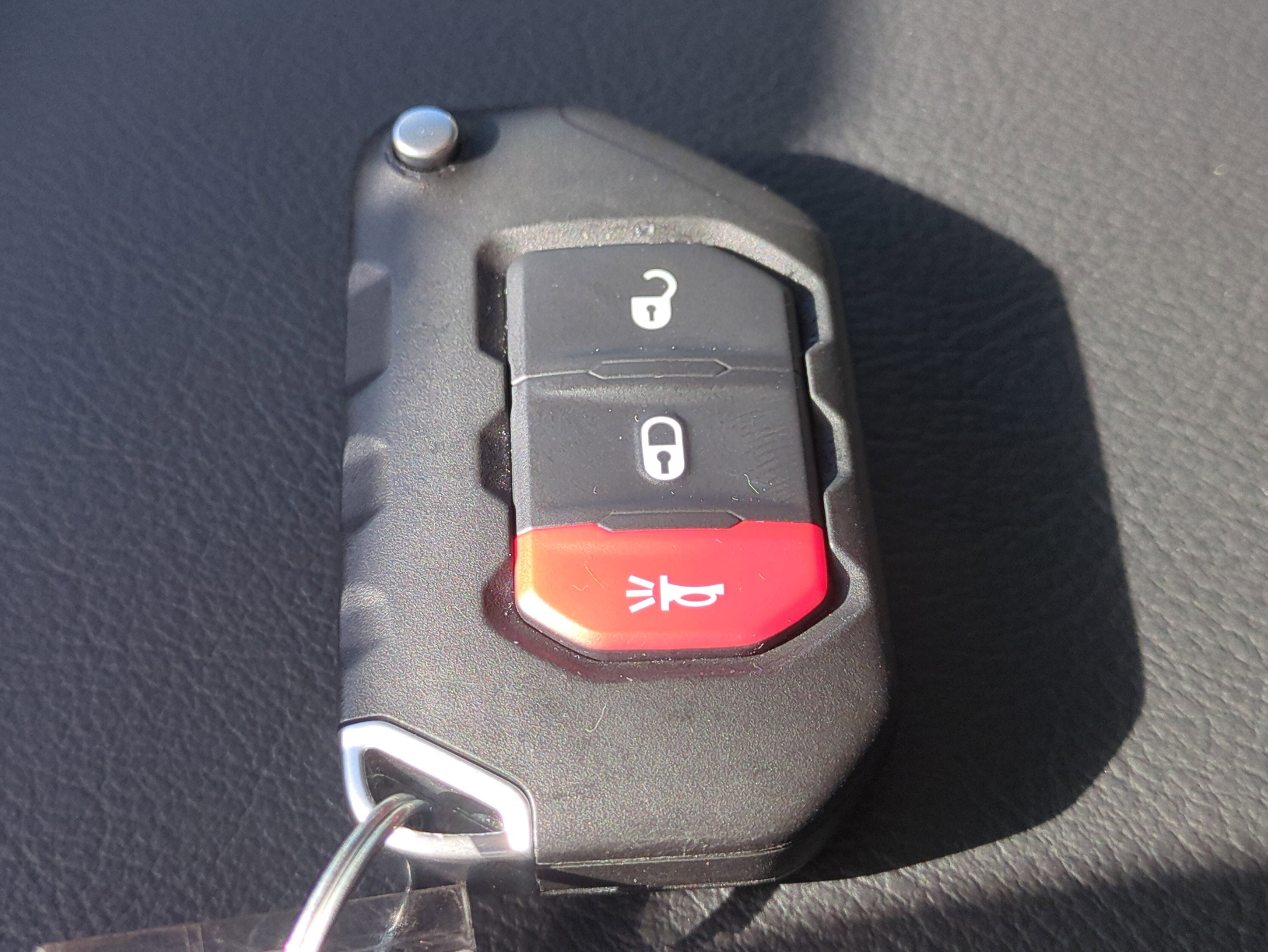 Certified 2025 Jeep Wrangler Willys image 31