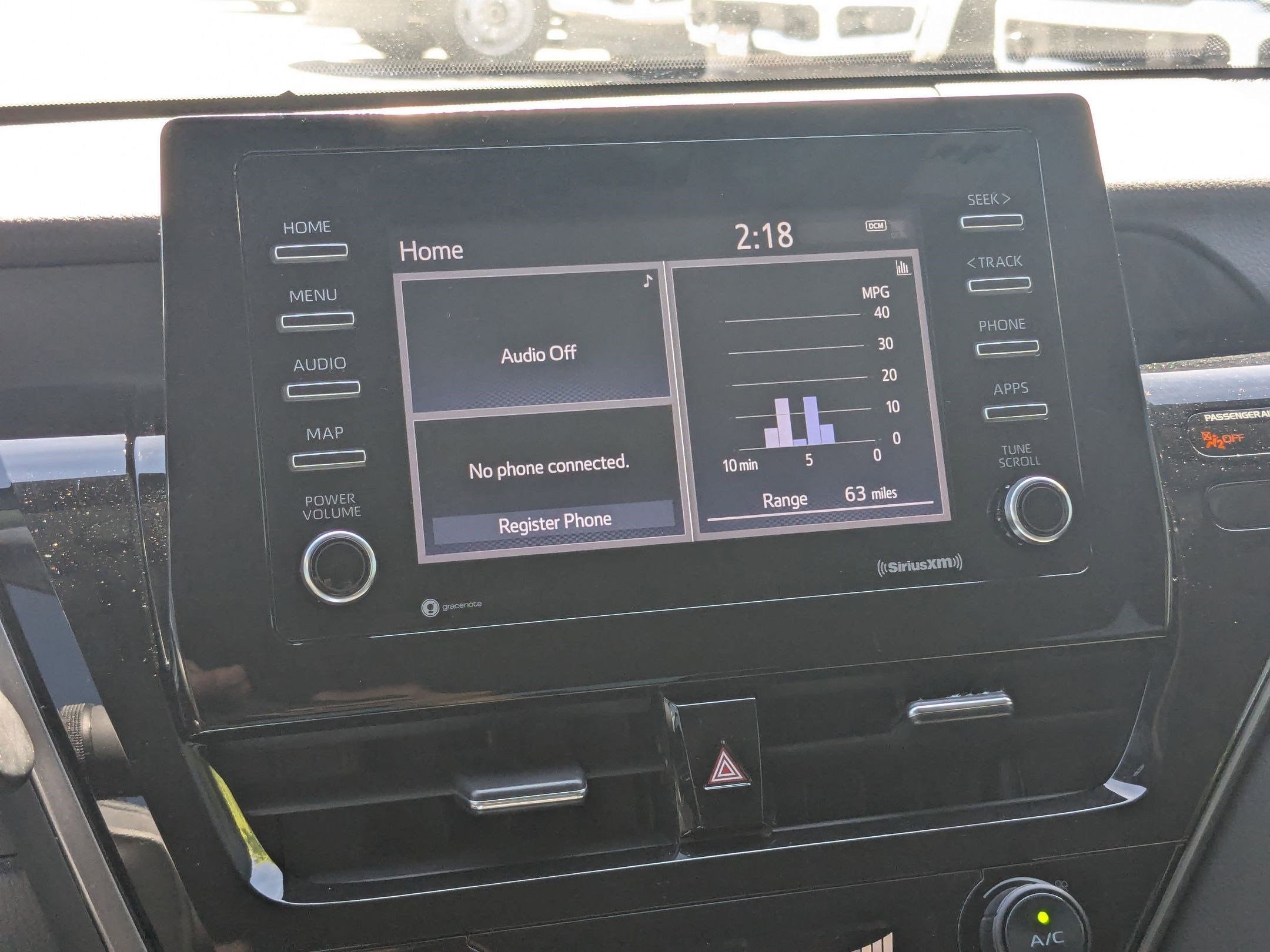 Used 2021 Toyota Camry SE image 23