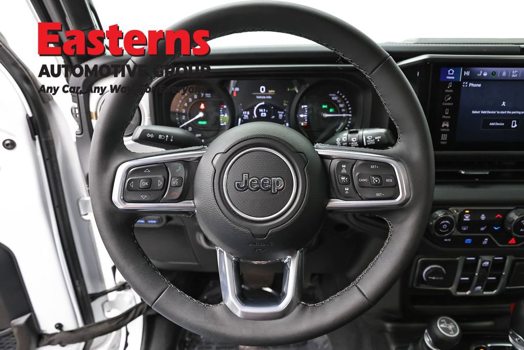 Used 2025 Jeep Wrangler Unlimited Sahara AWD/4WD image 10