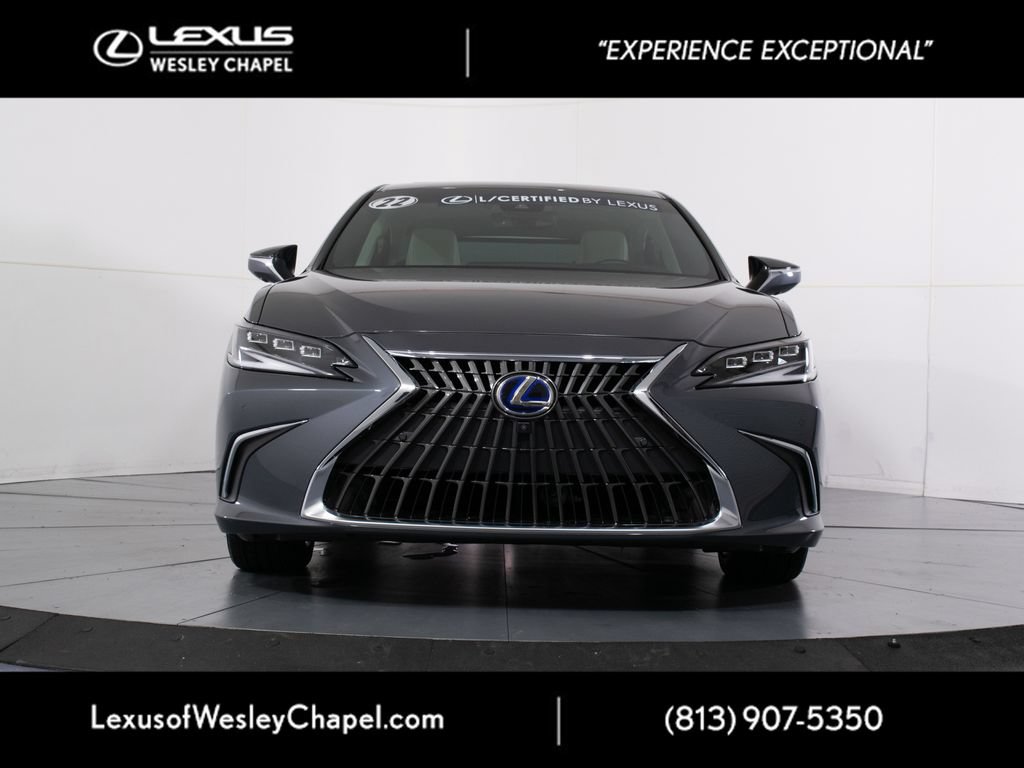 Certified 2022 Lexus ES 300h Ultra Luxury w/ Accessory Package 2 FWD image 9