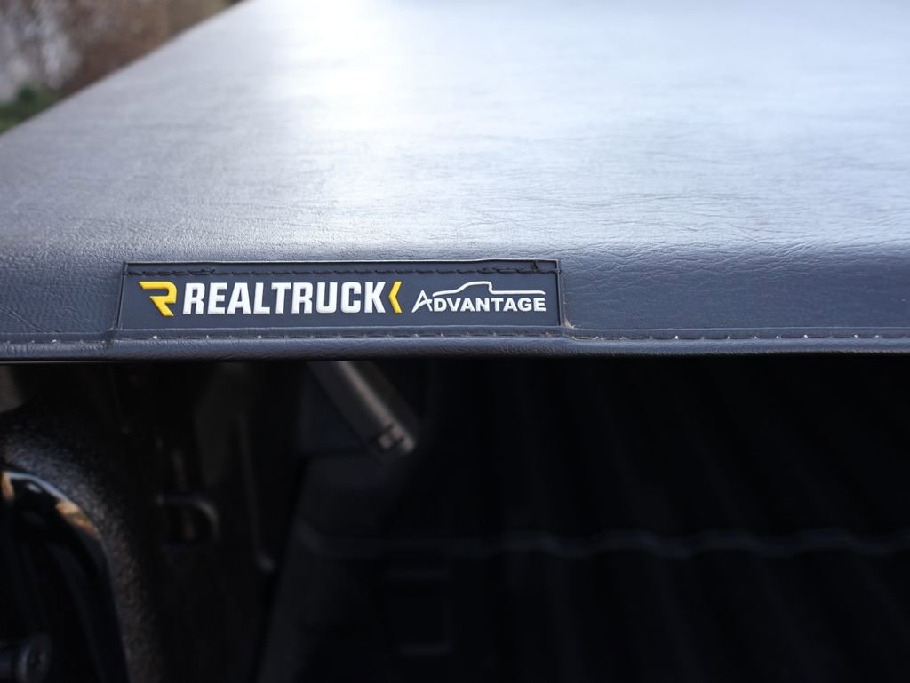 Used 2024 Chevrolet Colorado ZR2 w/ ZR2 Convenience Package III image 18