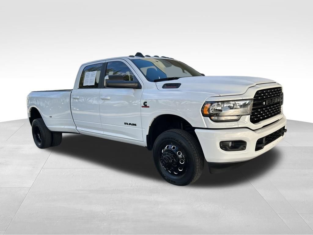 Used 2022 RAM 3500 Big Horn w/ Night Edition image 2