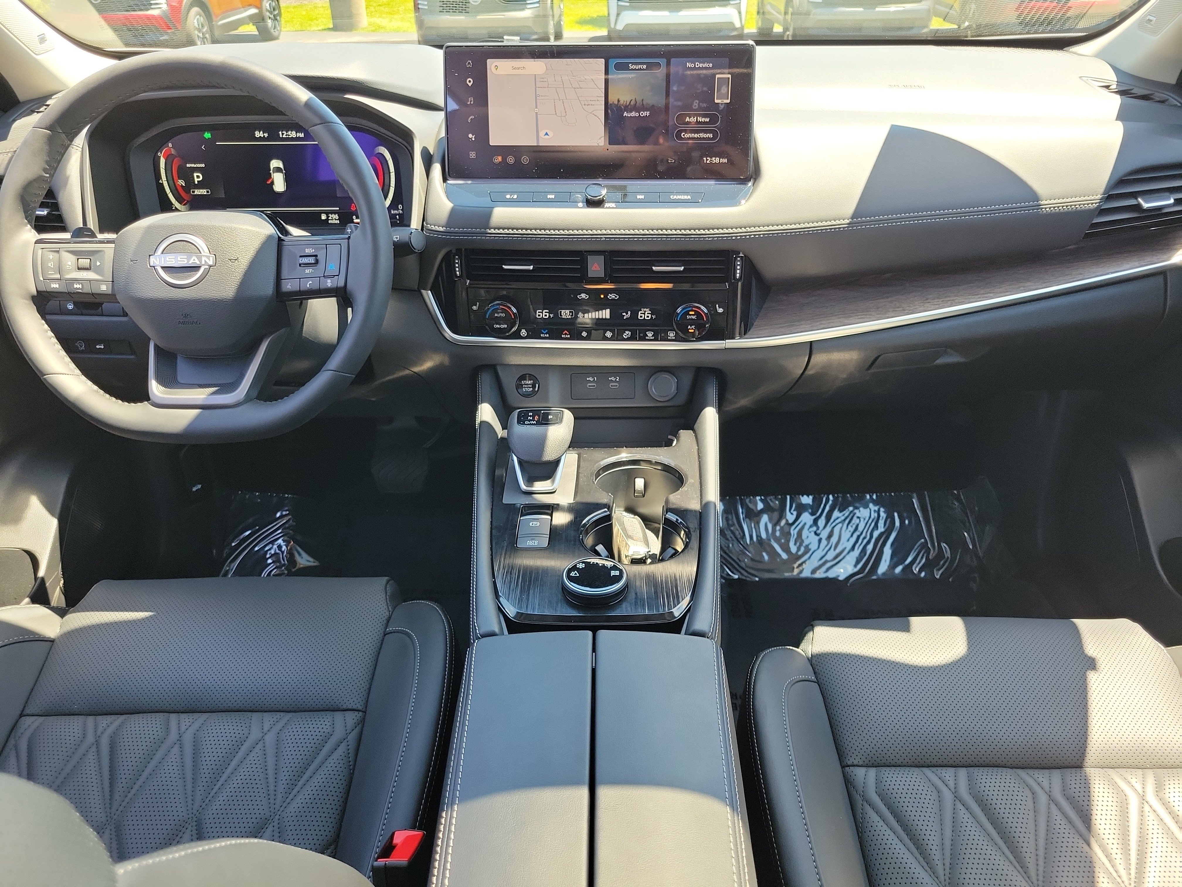 Certified 2026 Nissan Rogue Platinum w/ Platinum Premium Package AWD/4WD image 9