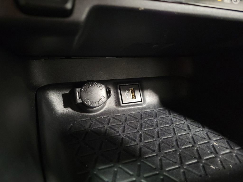 Used 2024 Toyota RAV4 XLE image 16