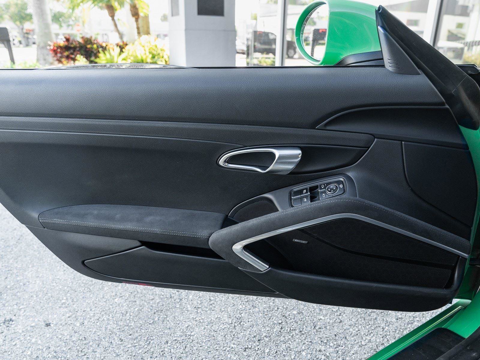 Used 2023 Porsche 718 Cayman GTS image 26