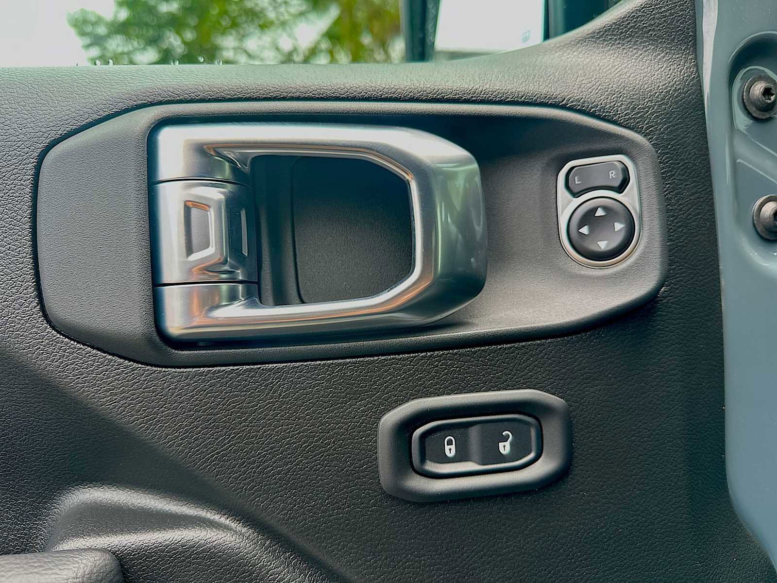 New 2026 Jeep Gladiator Sport AWD/4WD image 15