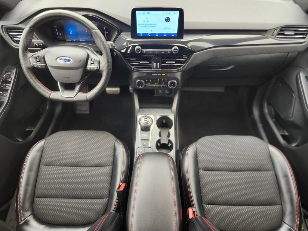 Used 2023 Ford Escape ST-Line Select AWD/4WD image 12