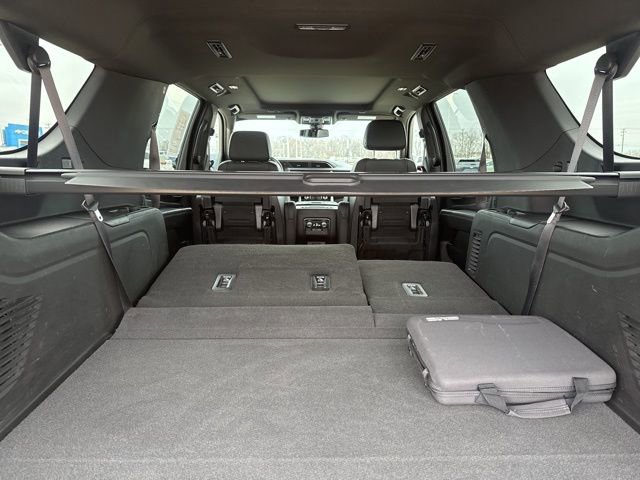 Used 2022 GMC Yukon XL Denali image 43
