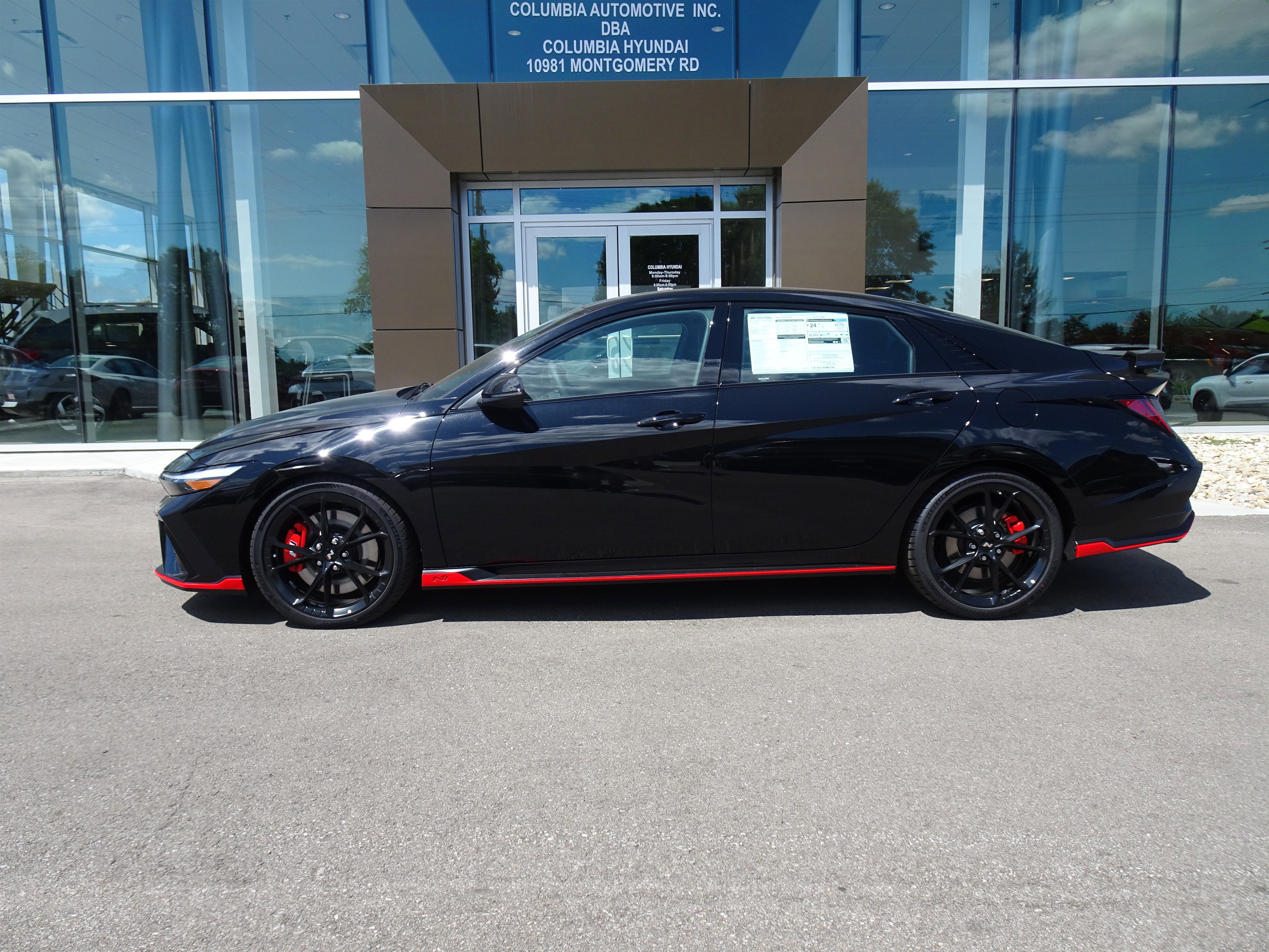 New 2025 Hyundai Elantra N image 2