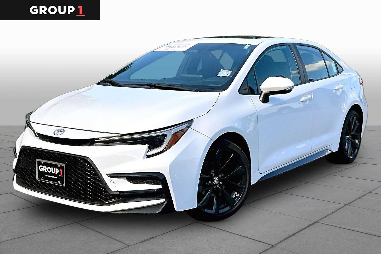 Certified 2024 Toyota Corolla SE w/ SE Premium Package FWD image 1
