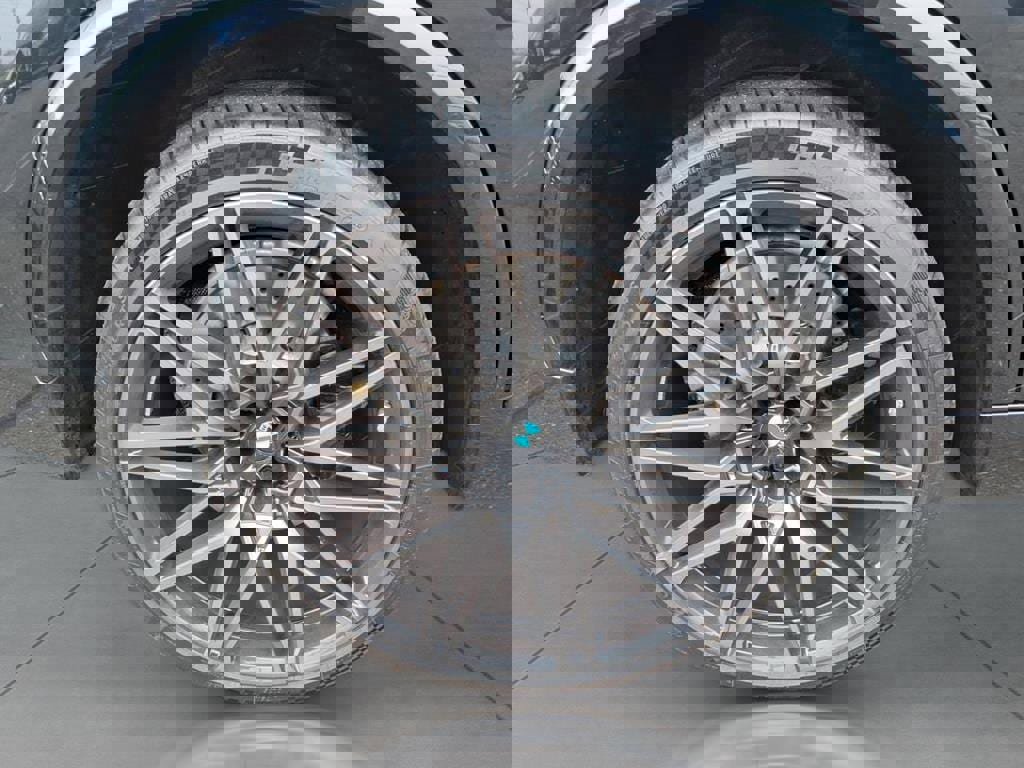 Used 2026 BMW X5 M Competition w/ Executive Package image 6