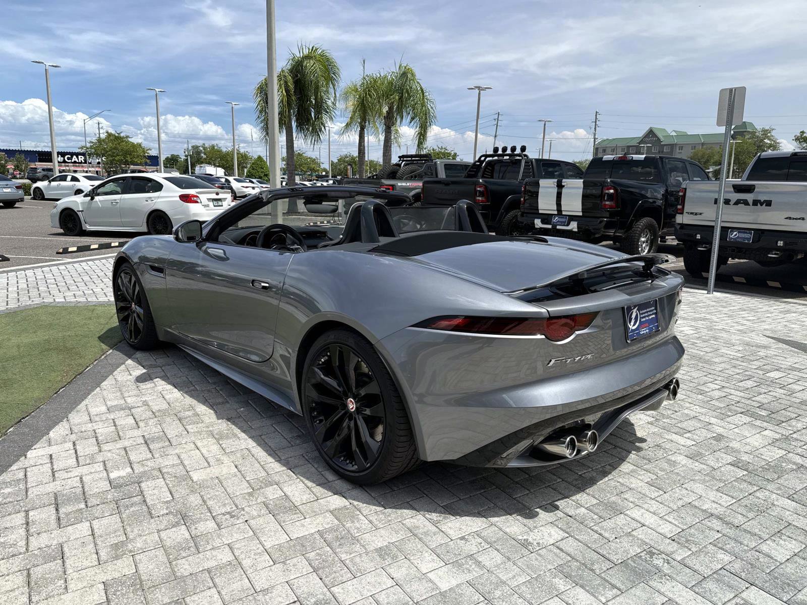 Used 2020 Jaguar F-TYPE R AWD/4WD image 4